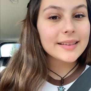 Meet your Posher, Lauren